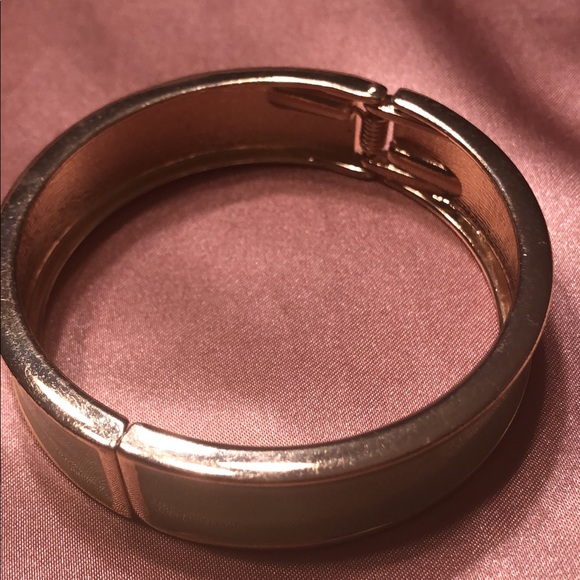 Vintage Mint Green and Gold Tone Cuff Bracelet - Picture 6 of 8